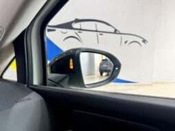 Volkswagen / Golf  eTSI DSG lleno