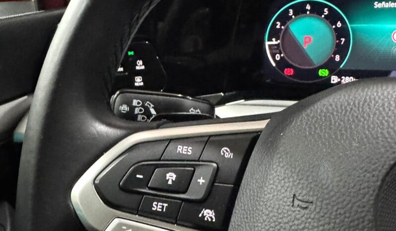 Volkswagen / Golf  Variant eTSI DSG lleno