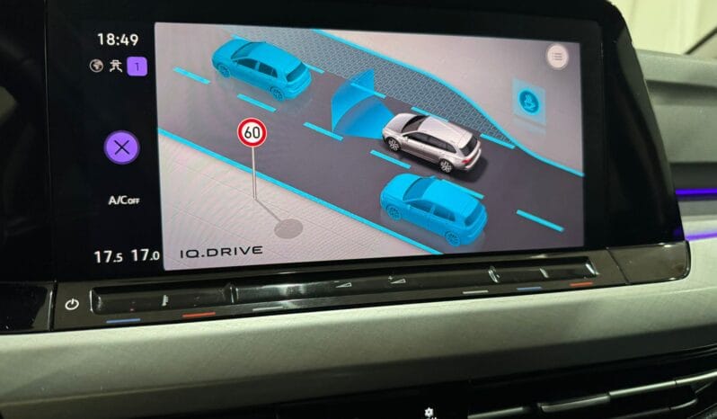 Volkswagen / Golf  Variant eTSI DSG lleno