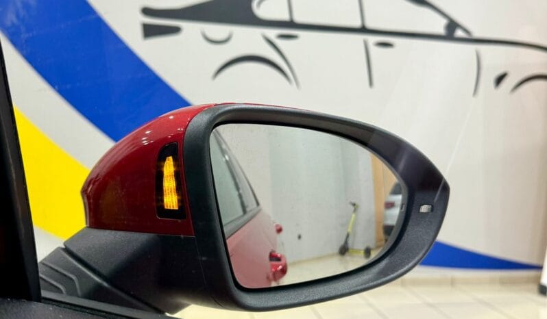 Volkswagen / Golf  Variant eTSI DSG lleno