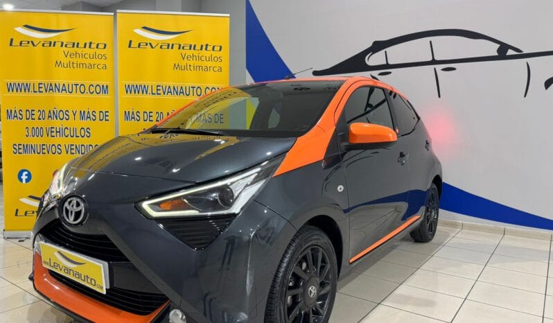 Toyota / Aygo X-City JBL lleno