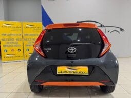 Toyota / Aygo X-City JBL lleno