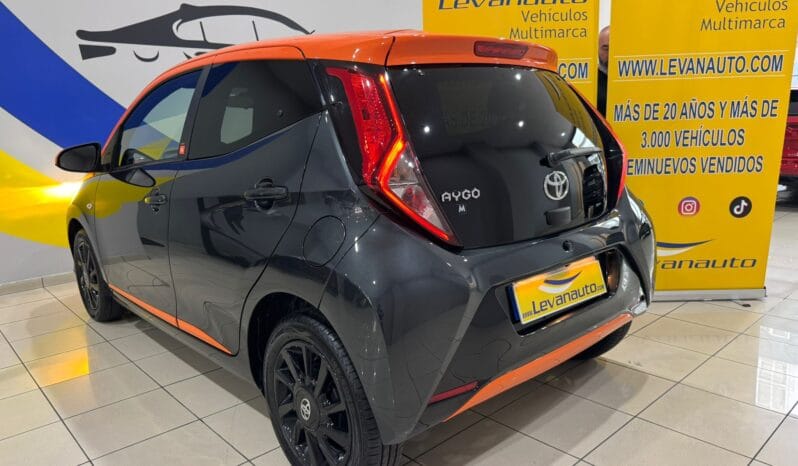 Toyota / Aygo X-City JBL lleno