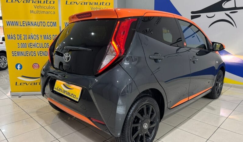 Toyota / Aygo X-City JBL lleno