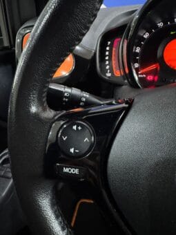 Toyota / Aygo X-City JBL lleno