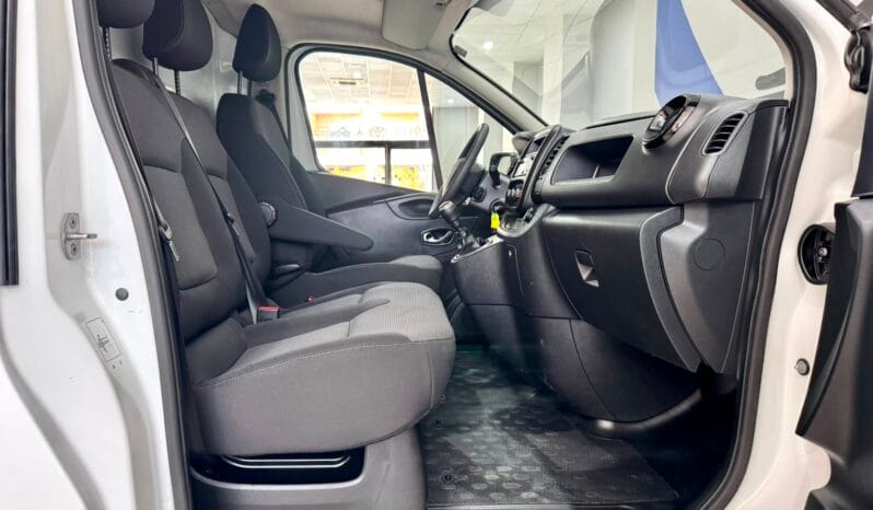 Renault / Trafic Furgón L2H2 lleno