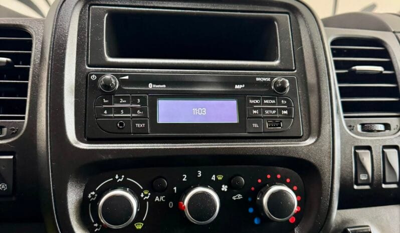 Renault / Trafic Furgón L2H2 lleno