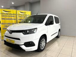 Toyota / Proace City Combi lleno
