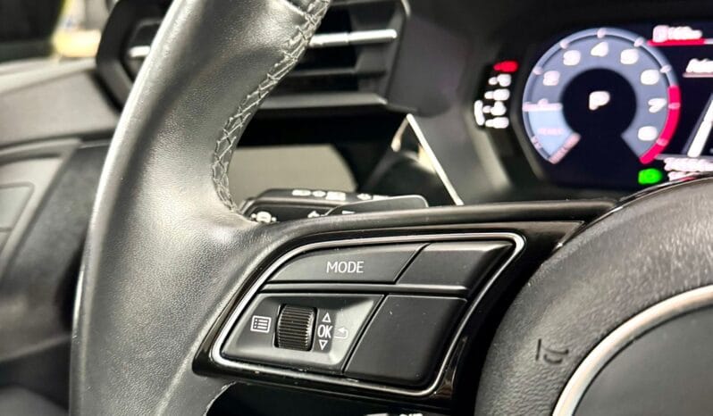 Audi / A3 Sportback 30 TFSI lleno