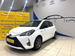 Toyota / Yaris Hybrid 100H lleno