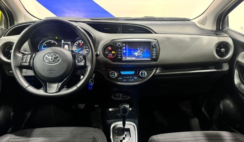 Toyota / Yaris Hybrid 100H lleno