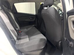 Toyota / Yaris Hybrid 100H lleno
