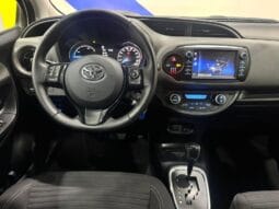 Toyota / Yaris Hybrid 100H lleno