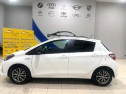 Toyota / Yaris Hybrid 100H lleno