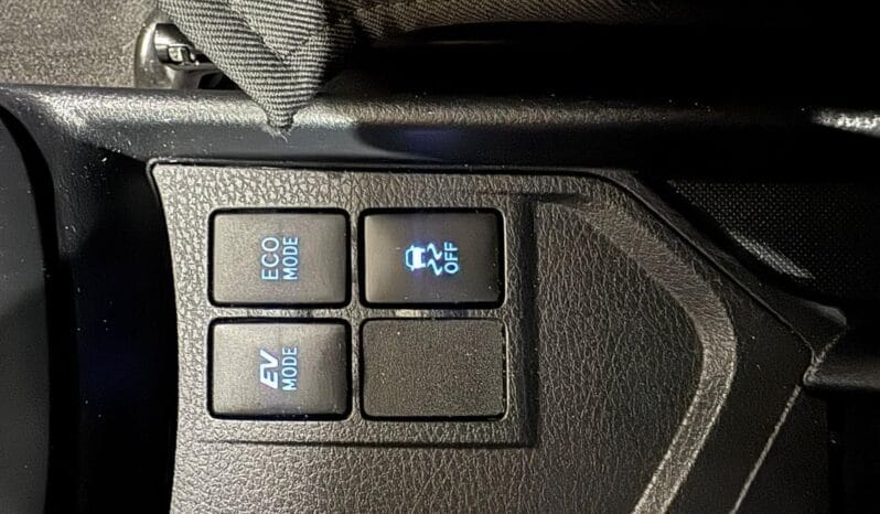 Toyota / Yaris Hybrid 100H lleno
