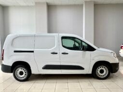 Opel / Combo Furgón lleno