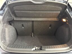 Nissan / Micra Kiiro lleno