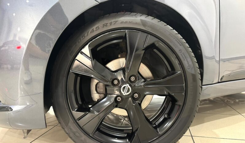 Nissan / Micra Kiiro lleno