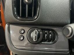 Mini / Countryman One D lleno