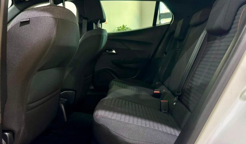 Peugeot / 2008 HDI 130cv Automatic lleno