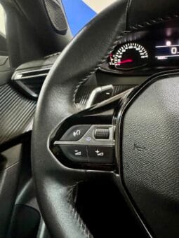 Peugeot / 2008 HDI 130cv Automatic lleno