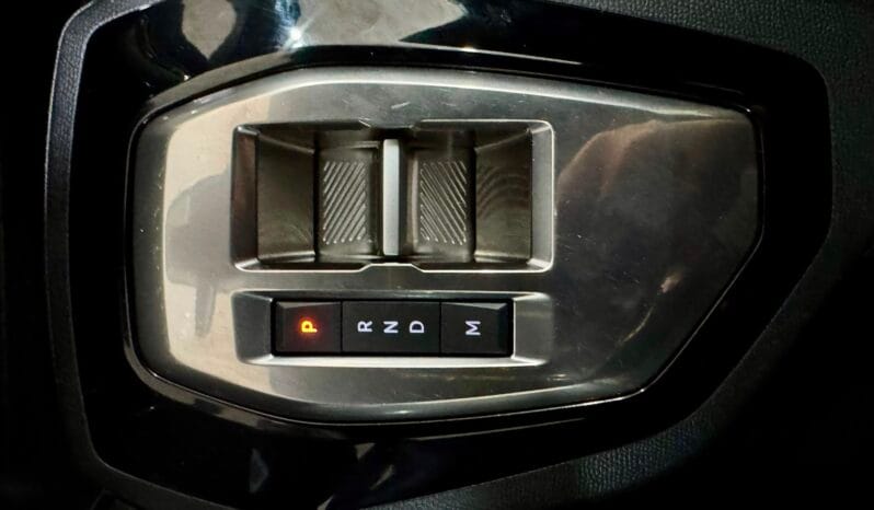Peugeot / 2008 HDI 130cv Automatic lleno