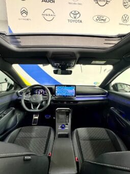 Volkswagen / T-Roc eTSI R-Line lleno