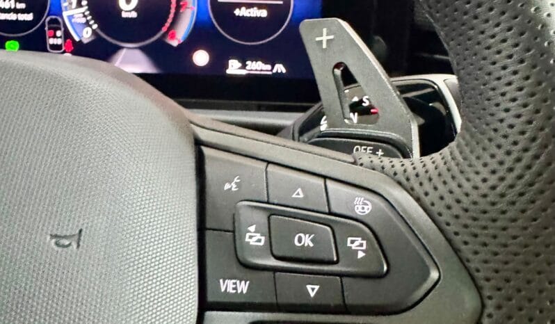 Volkswagen / T-Roc eTSI R-Line lleno