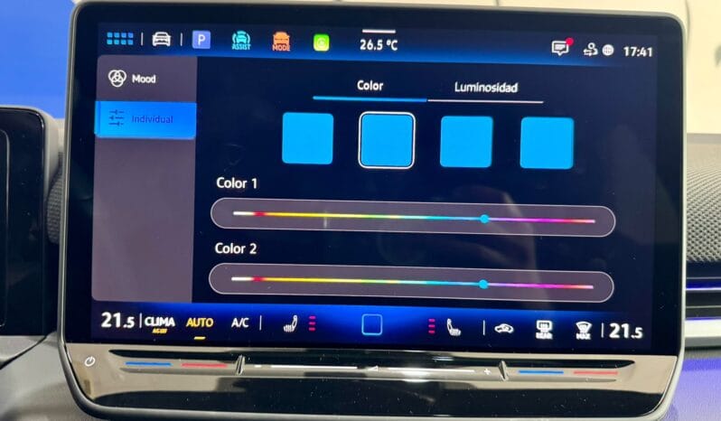 Volkswagen / T-Roc eTSI R-Line lleno