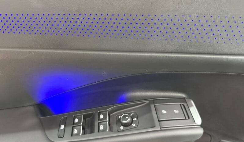 Volkswagen / T-Roc eTSI R-Line lleno