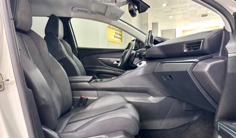 Peugeot / 5008 HDI 130cv Aut. lleno