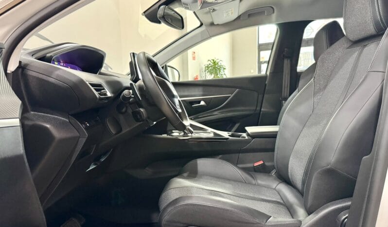 Peugeot / 5008 HDI 130cv Aut. lleno