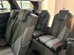 Peugeot / 5008 HDI 130cv Aut. lleno