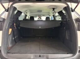 Peugeot / 5008 HDI 130cv Aut. lleno