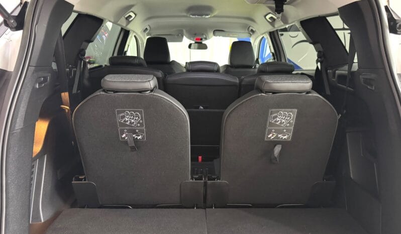Peugeot / 5008 HDI 130cv Aut. lleno