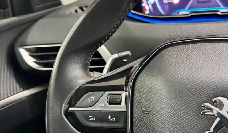Peugeot / 5008 HDI 130cv Aut. lleno